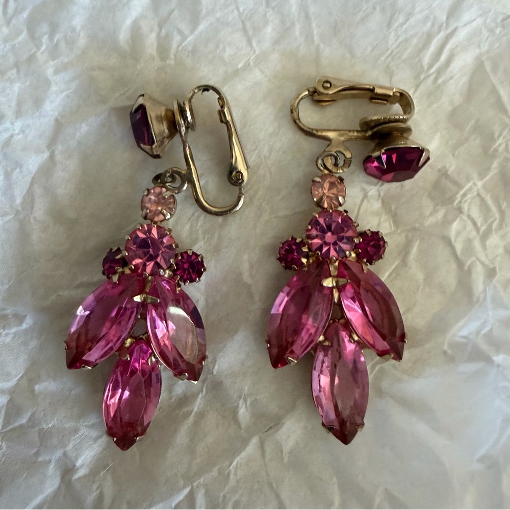 Vintage Pink rhinestone Crystal Drop Earrings clip-ons